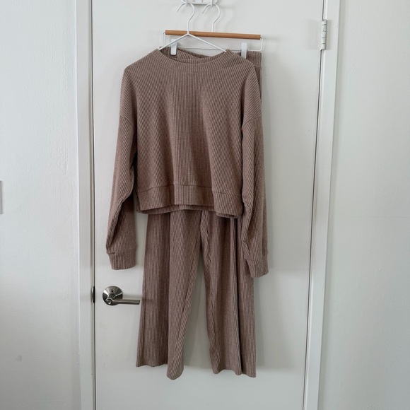 Alo Yoga Muse Ribbed Set Size S Crew Pullover + Wide Leg Pant Gravel Heather - Picture 5 of 11